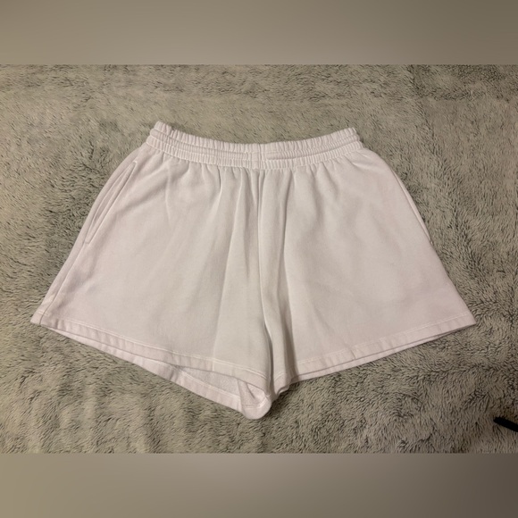 Victoria’s Secret Pink Graphic Lounge Shorts Medium - Picture 2 of 4